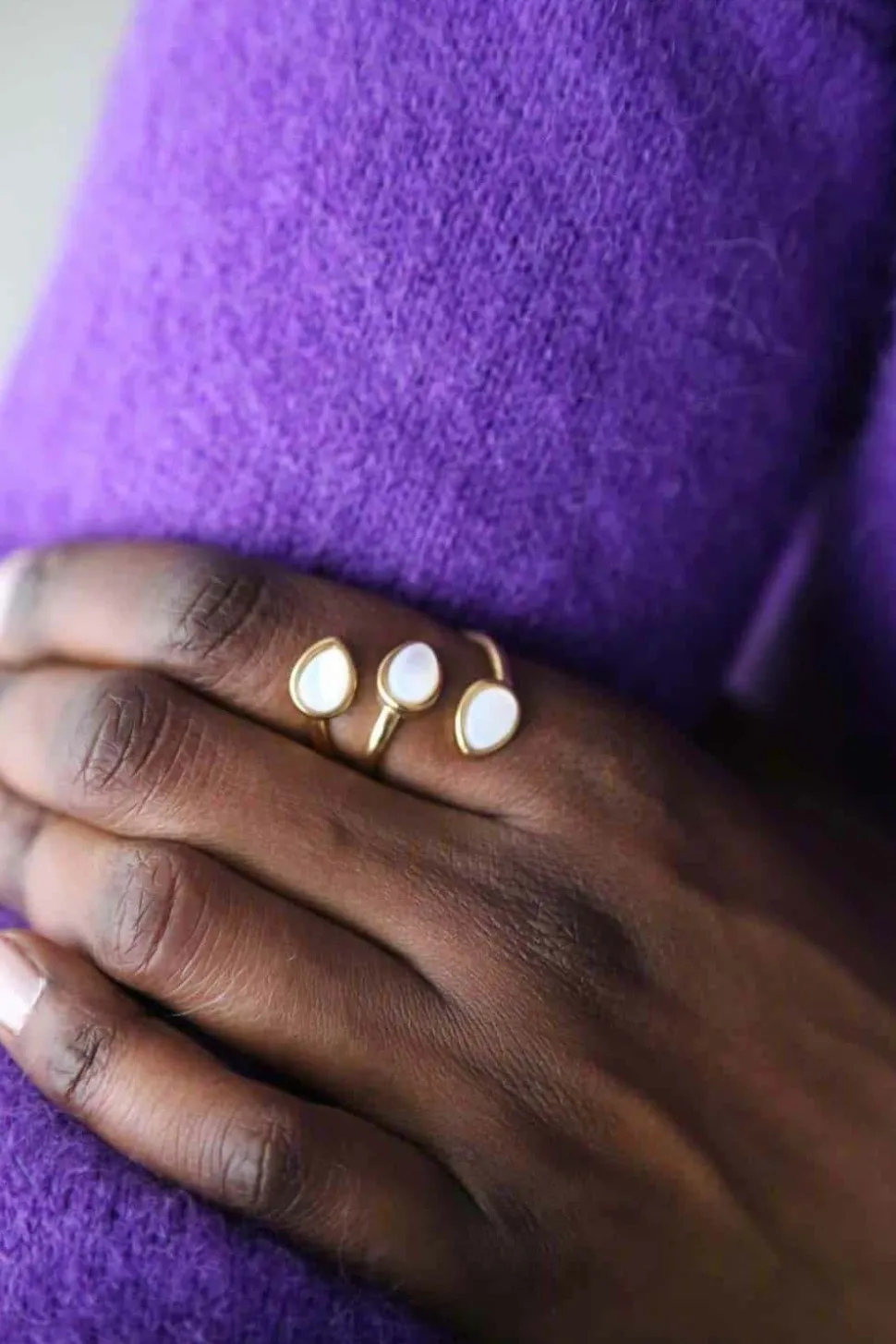 bague_ajustable_doreeblan_1.webp Femmes Saheline Bague Ajustable Doree/Blanc Nafy