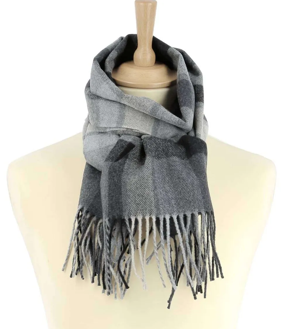 echarpe_gris_navid_5.webp Homme Saheline Echarpe Gris Navid