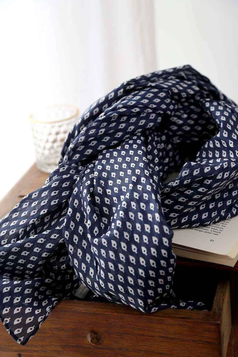 foulard_bleu_faris_7.webp Homme Saheline Foulard Bleu Faris