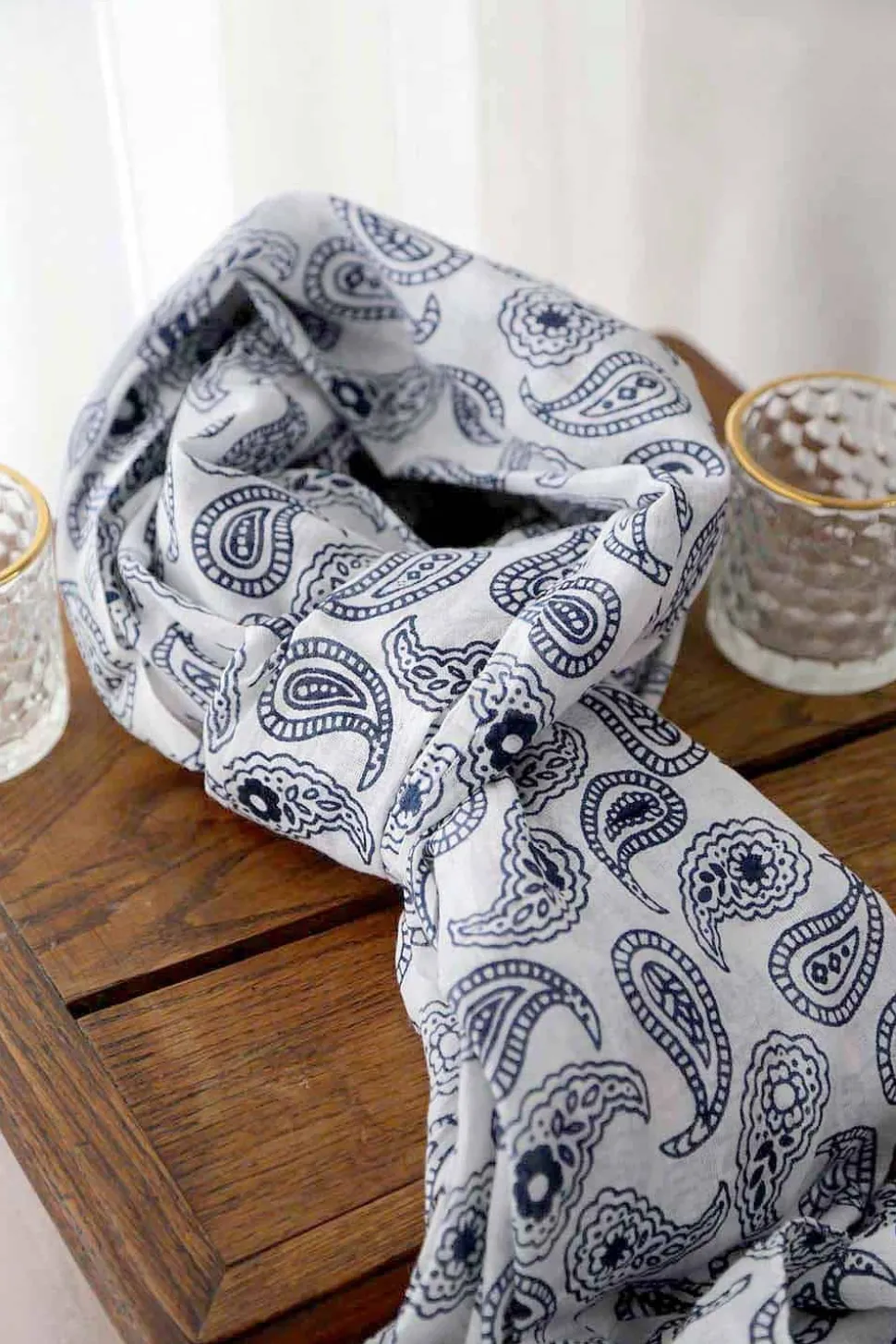 foulard_bleu_valentin_3.webp Homme Saheline Foulard Bleu Valentin