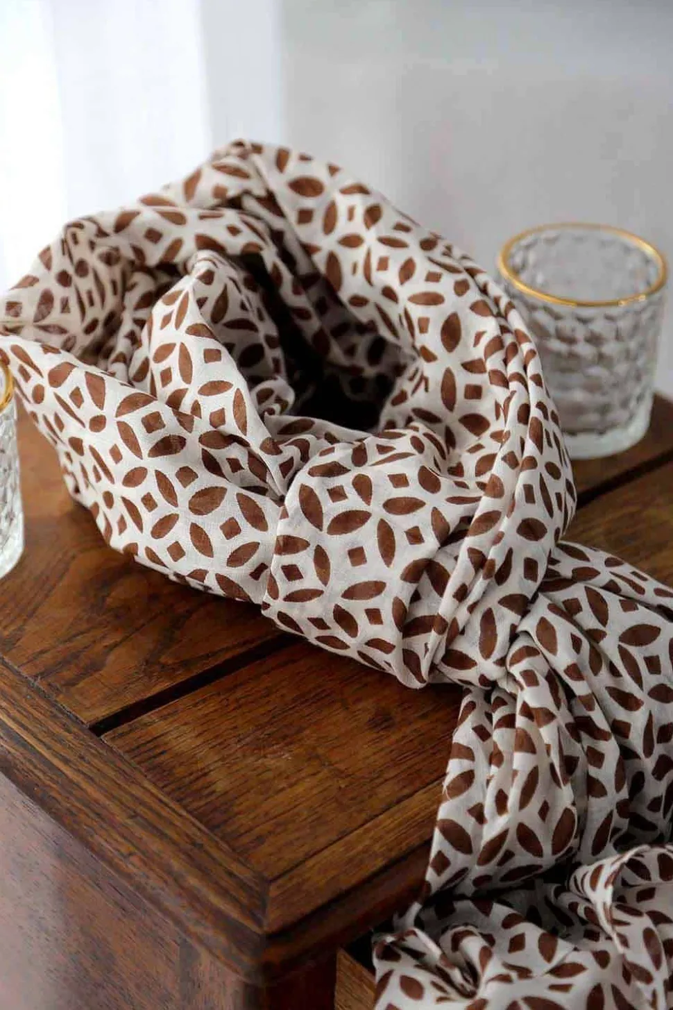 foulard_homme_marron_aust_5.webp Homme Saheline Foulard Homme Marron Austin