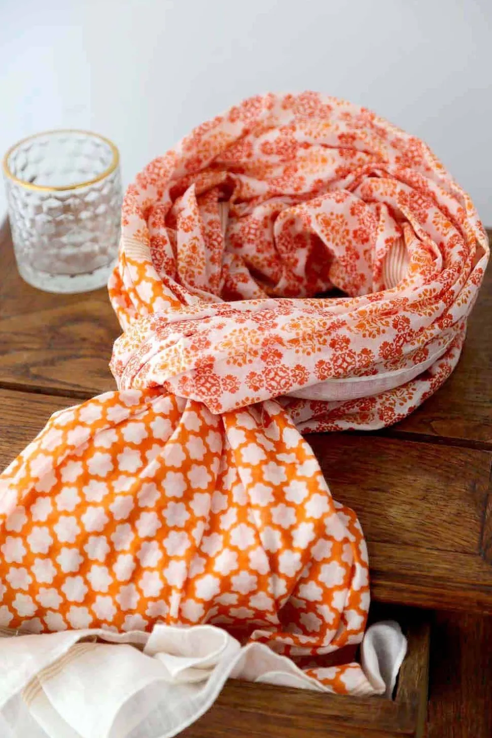 foulard_homme_orange_brad_4.webp Homme Saheline Foulard Homme Orange Bradley
