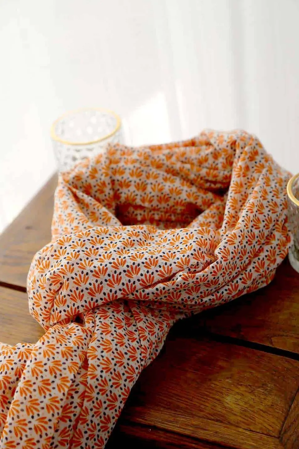 foulard_homme_orange_broo_1.webp Homme Saheline Foulard Homme Orange Brooklyn