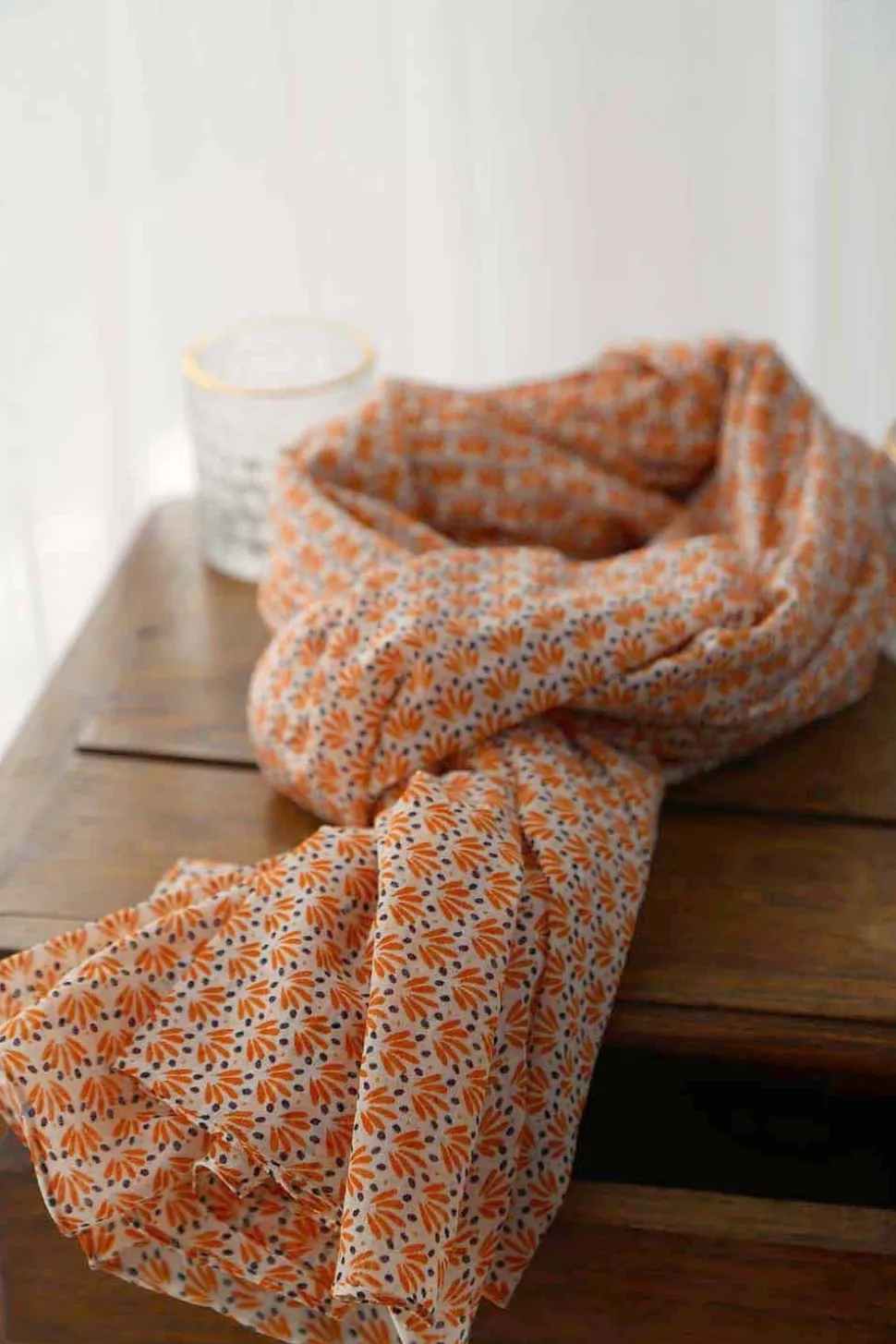 foulard_homme_orange_broo_2.webp Homme Saheline Foulard Homme Orange Brooklyn