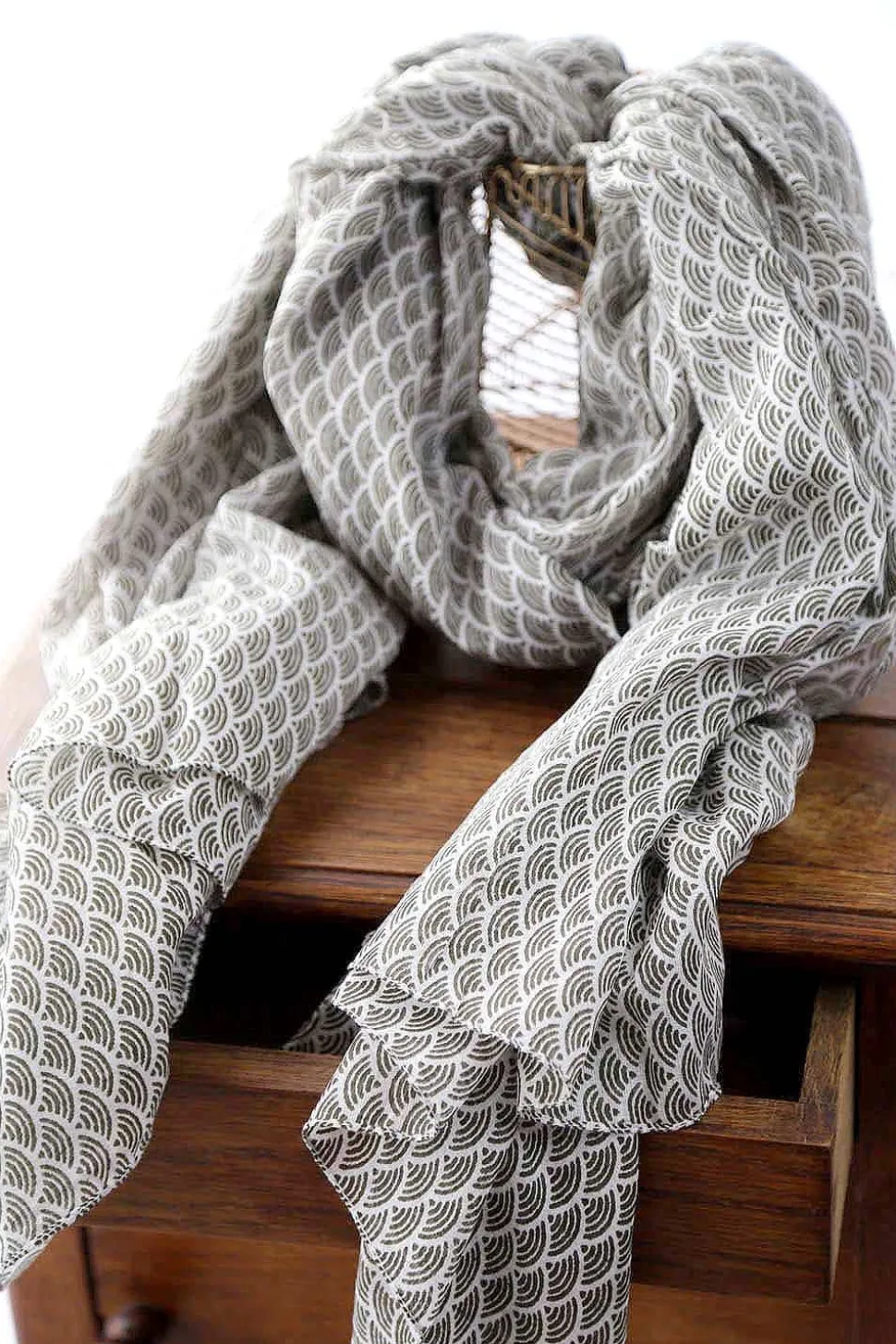 foulard_homme_vert_sawyer_3.webp Homme Saheline Foulard Homme Vert Sawyer