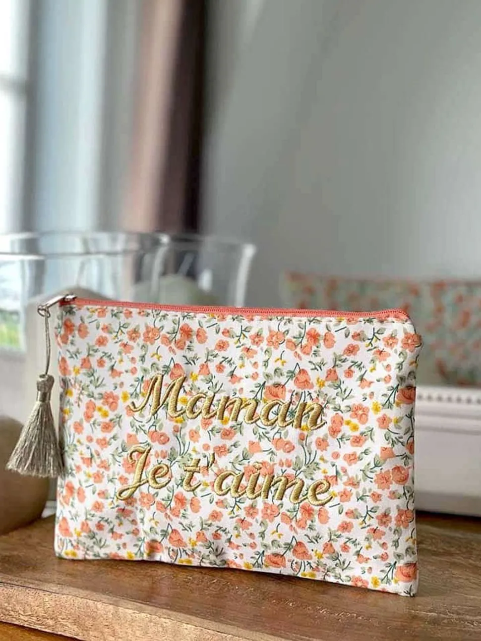 pochette_a_message_orange_1.webp Femmes Saheline Pochette A Message Orange Taje