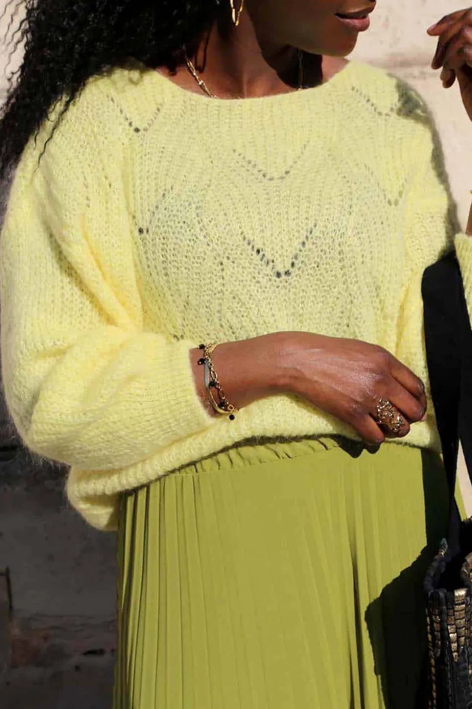 pull_jaune_gabin_1.webp Femmes Saheline Pull Jaune Gabin
