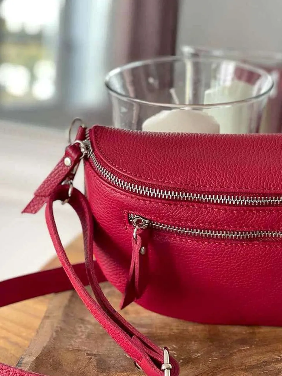 sac_banane_rouge_cerise_c_1.webp Femmes Saheline Sac Banane Rouge Cerise Chelby