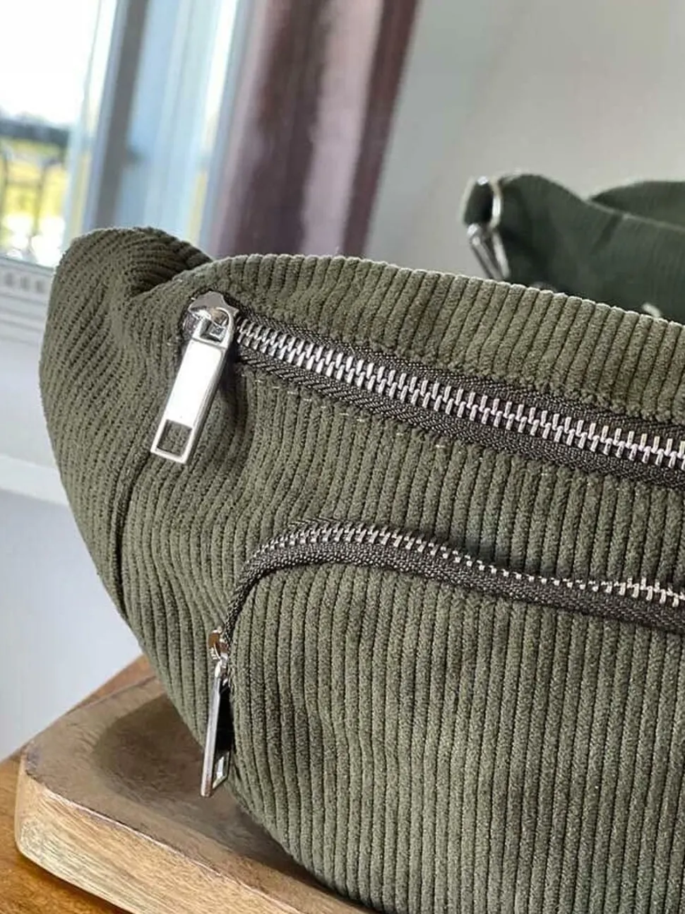 sac_banane_vert_kaki_este_2.webp Femmes Saheline Sac Banane Vert Kaki Estela