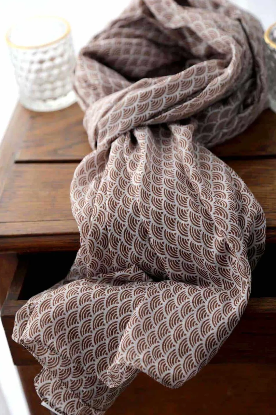 foulard_homme_marron_sawy_0.webp Homme Saheline Foulard Homme Marron Sawyer